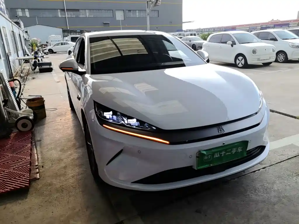 2026 BYD Qin L
