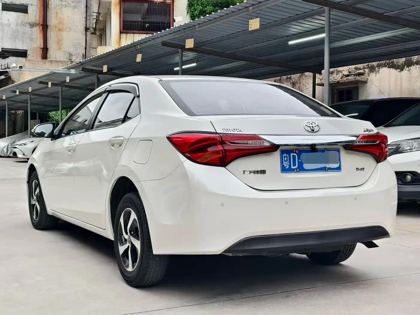 Toyota Levin 2017 Facelift 185T CVT Elite (China V) фото 8
