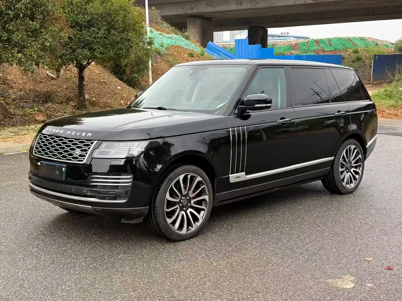 Land Rover Range Rover 2015 3.0 SC V6 Vogue SE Genesis Extended Edition
