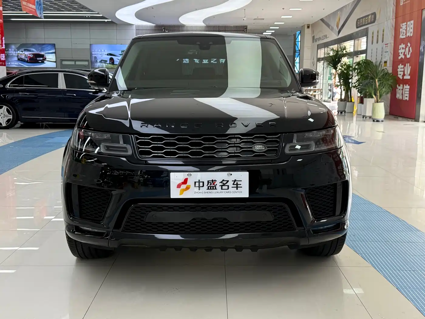 Land Rover Range Rover Sport PHEV 2019 P400e HSE фото 2