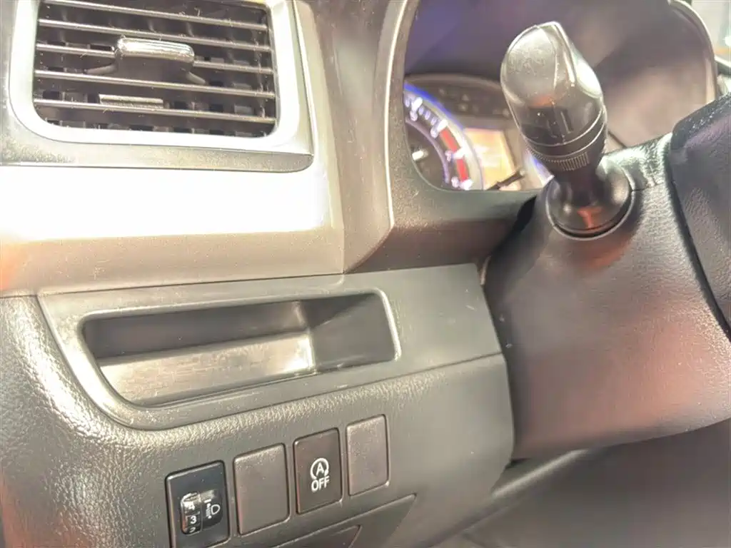 Toyota Highlander 2015 2.0T AWD Luxury Edition 7-seater фото 6