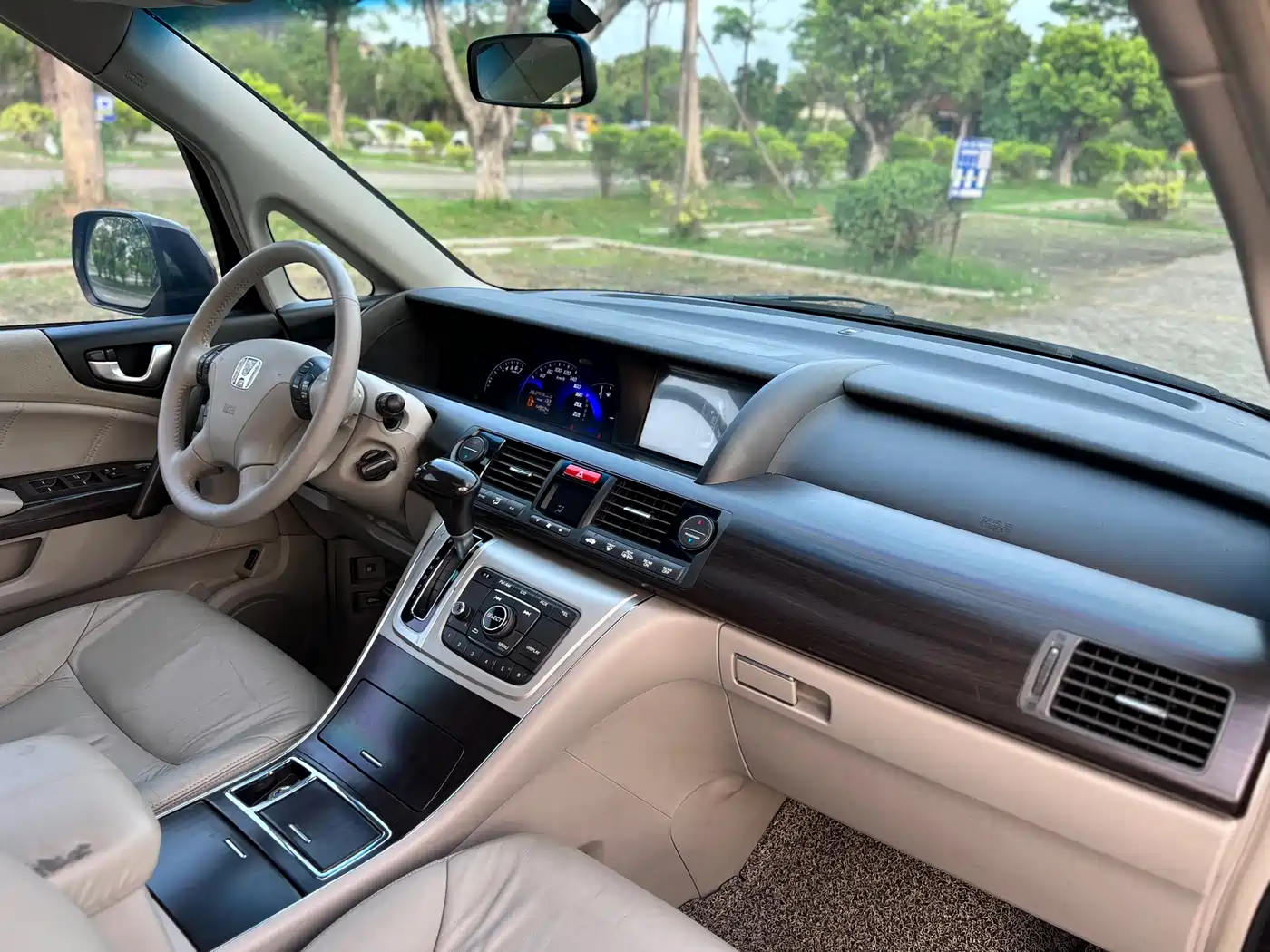 Honda Elysion 2015 2015 2.4L VTi-S Premium