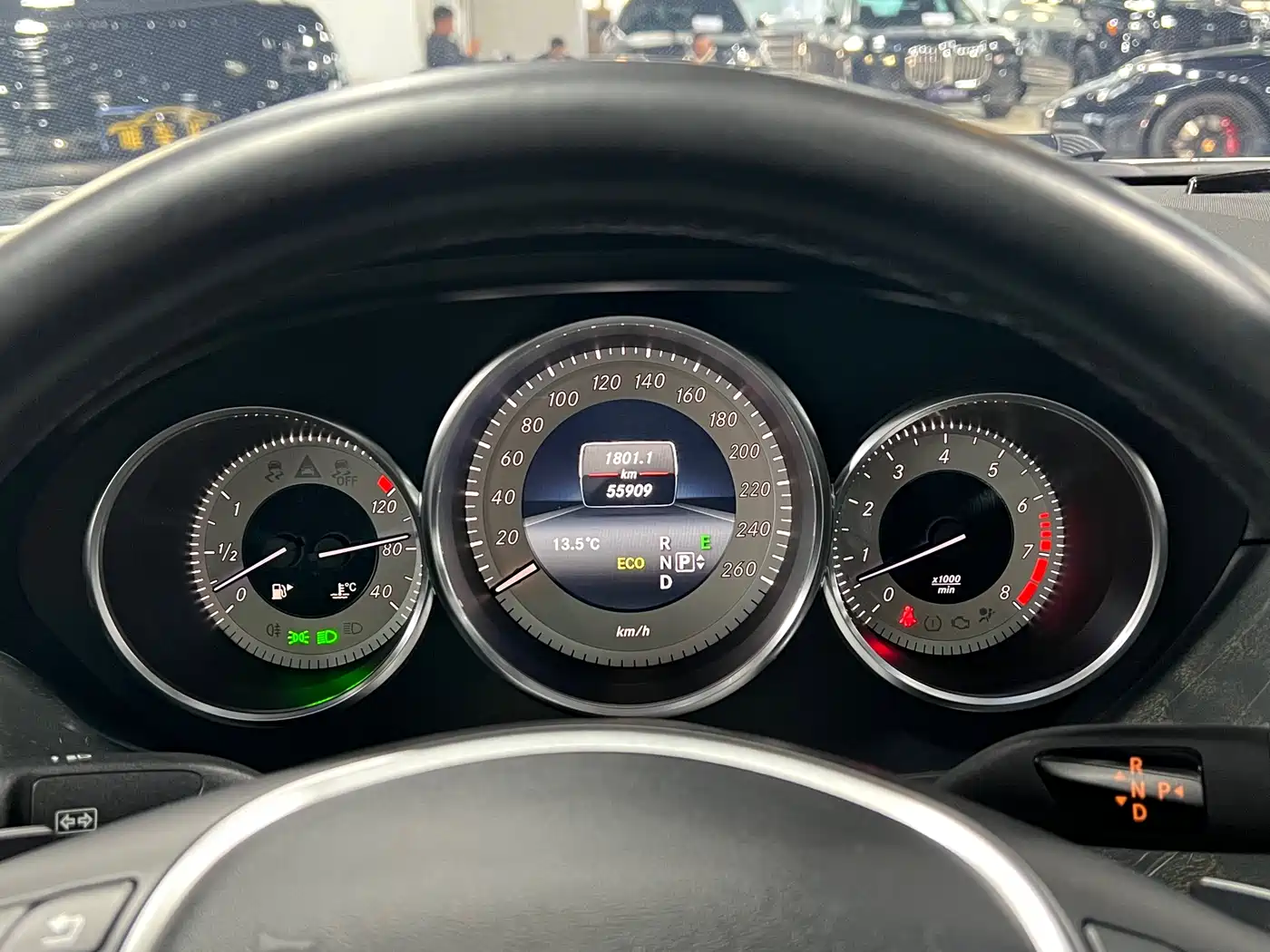 Mercedes-Benz CLS 2012 CLS 300 CGI фото 16