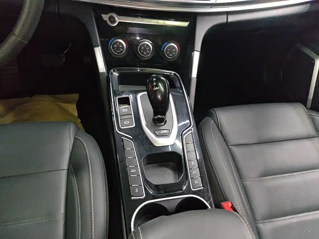 Photo 14 - Haval H7