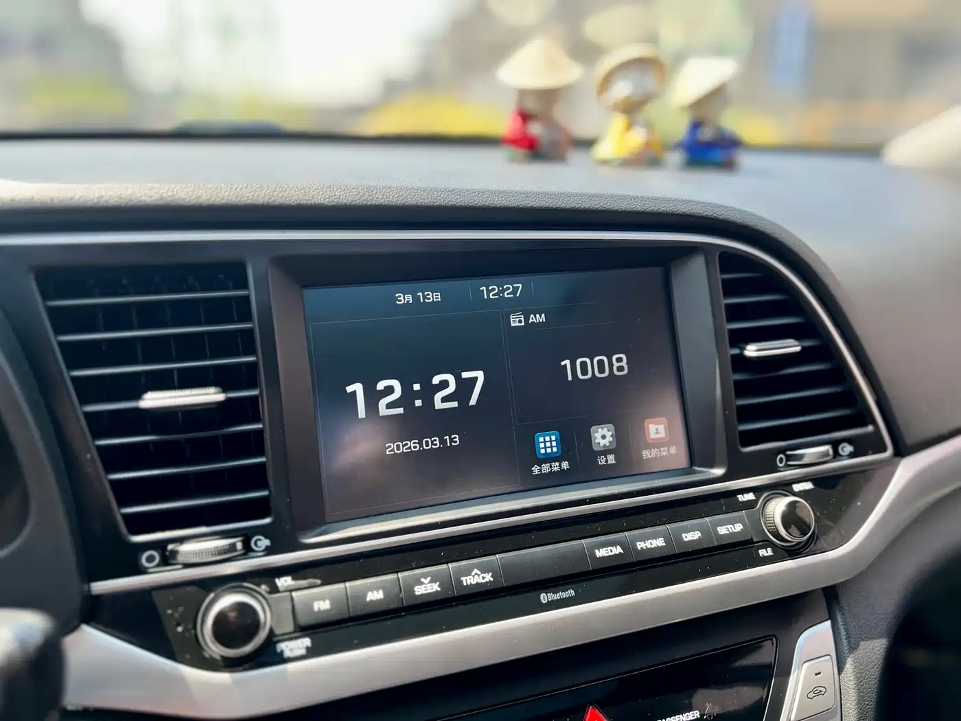 Hyundai Elantra 2018 1.6L Automatic 15th Anniversary Special Edition фото 8