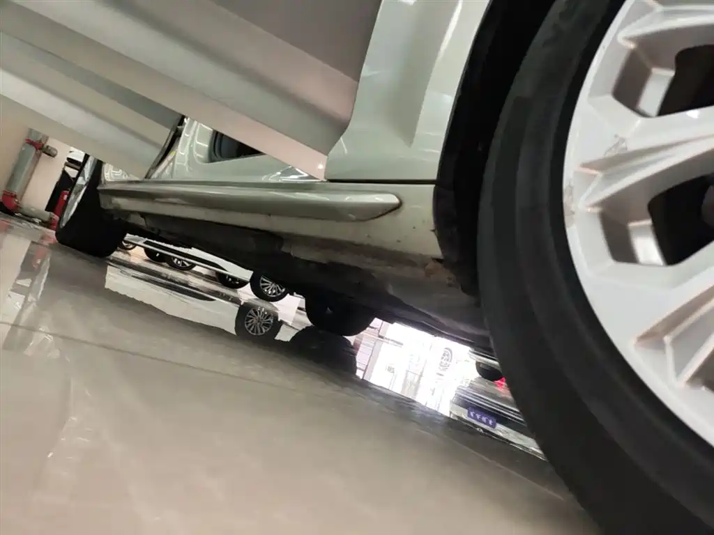Audi A4L 2019 40 TFSI Progressive (China VI) фото 21