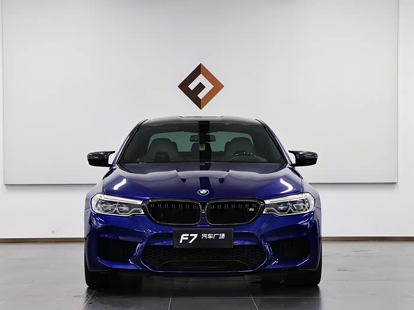 BMW M5 2018 M5 фото 2