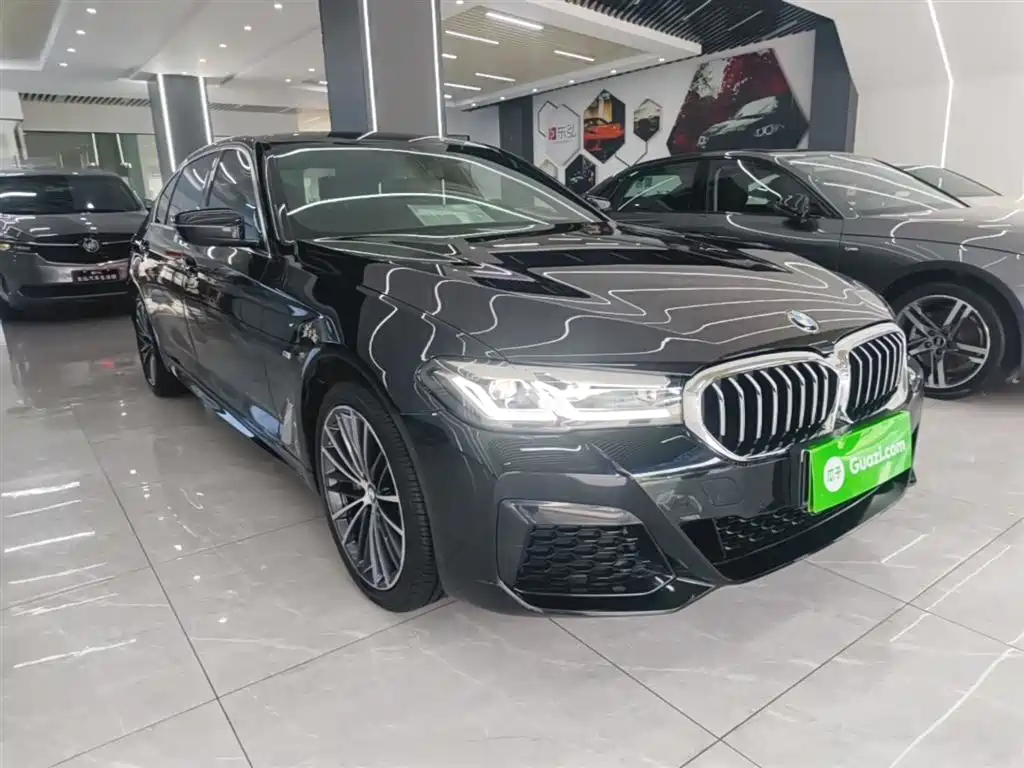 BMW 5 Series 2023 530Li Leading M Sport Package фото 4