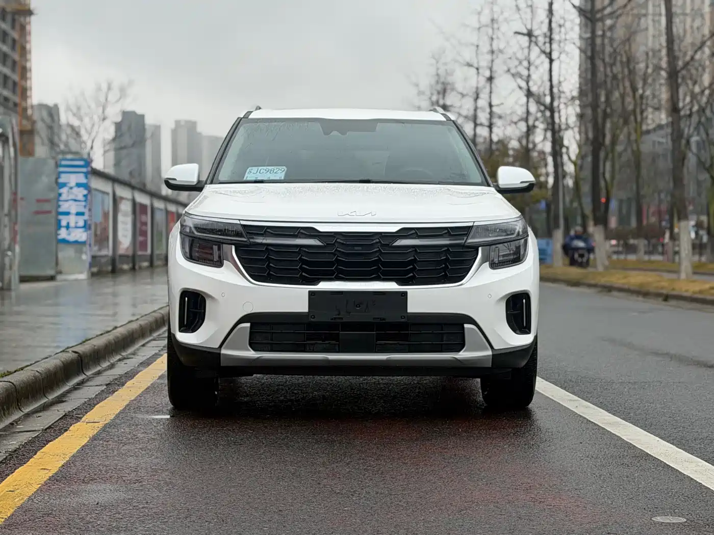 Kia Seltos 2023 1.5L CVT Luxury Edition фото 2