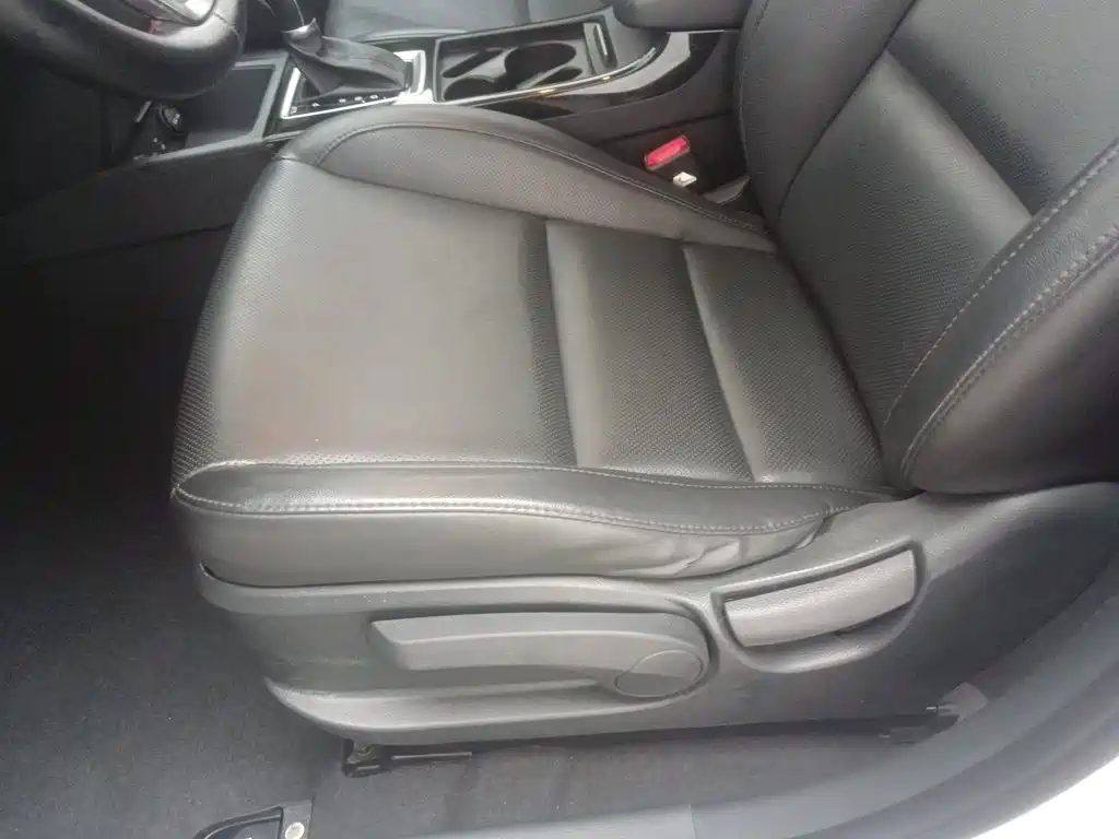Photo 20 - Hyundai Mistra