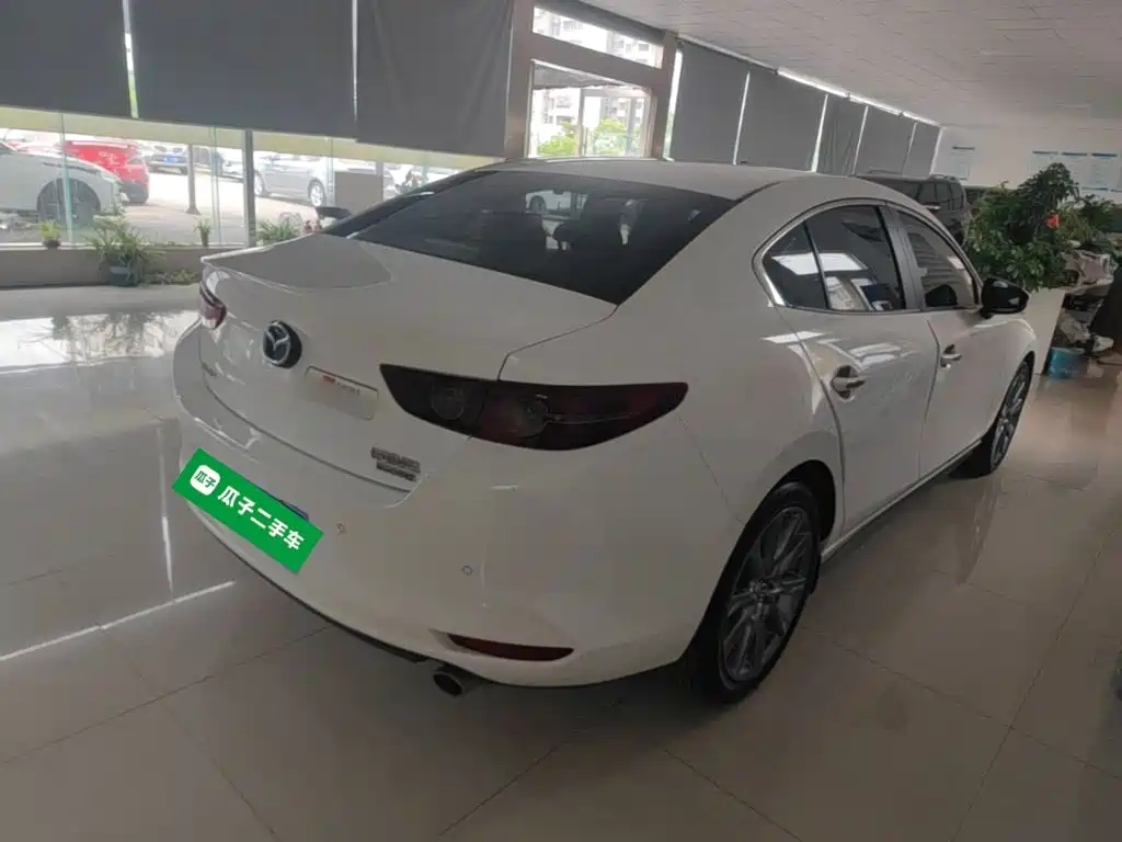 2025 Mazda Mazda 3