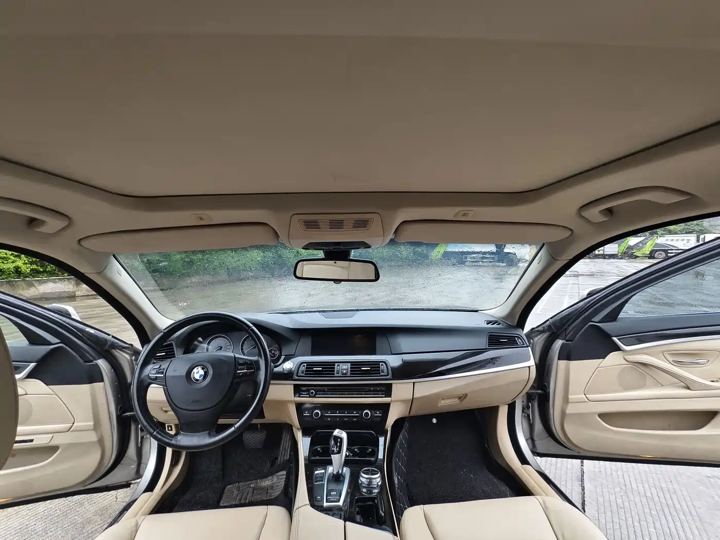 BMW 5 Series 2013 525Li Luxury фото 13