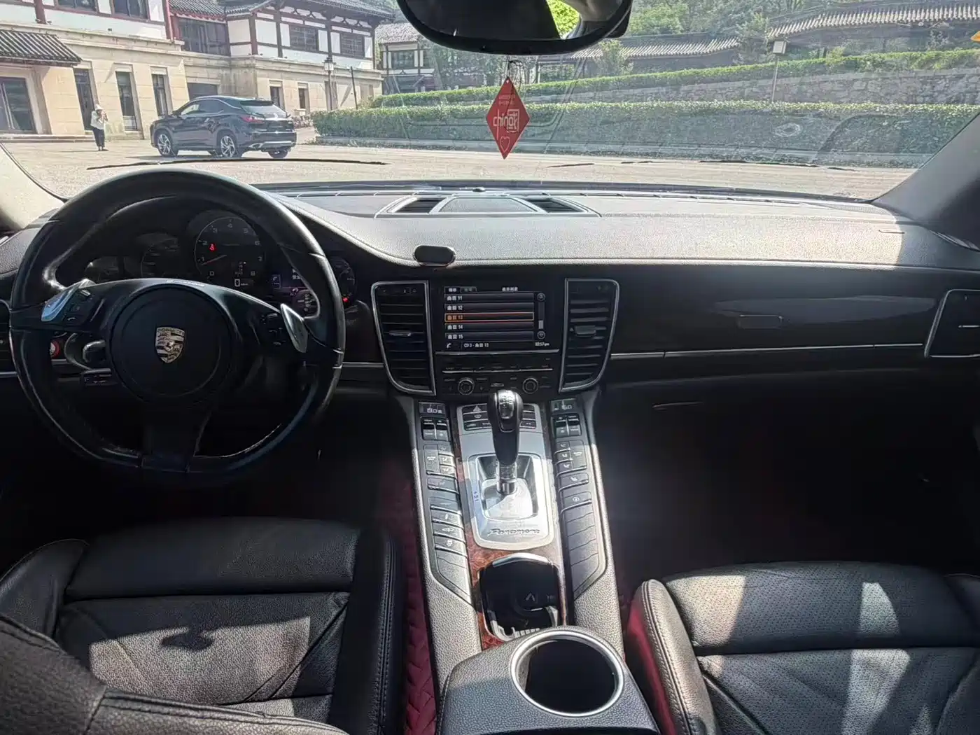 Porsche Panamera 2014 Panamera 4 3.0T фото 12
