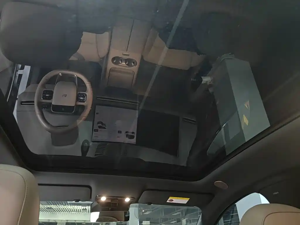 Li Auto i6 2025 2025 2WD Base Model