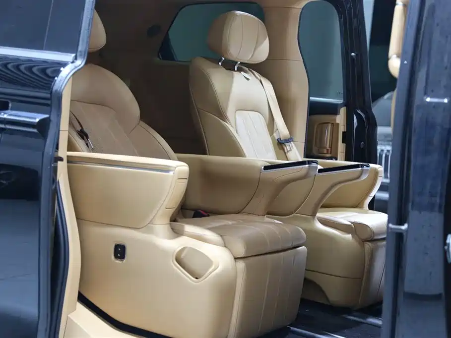 Voyah Auto Voyah Dreamer 2025 Model PHEV 4WD Premium QianKun Edition фото 21