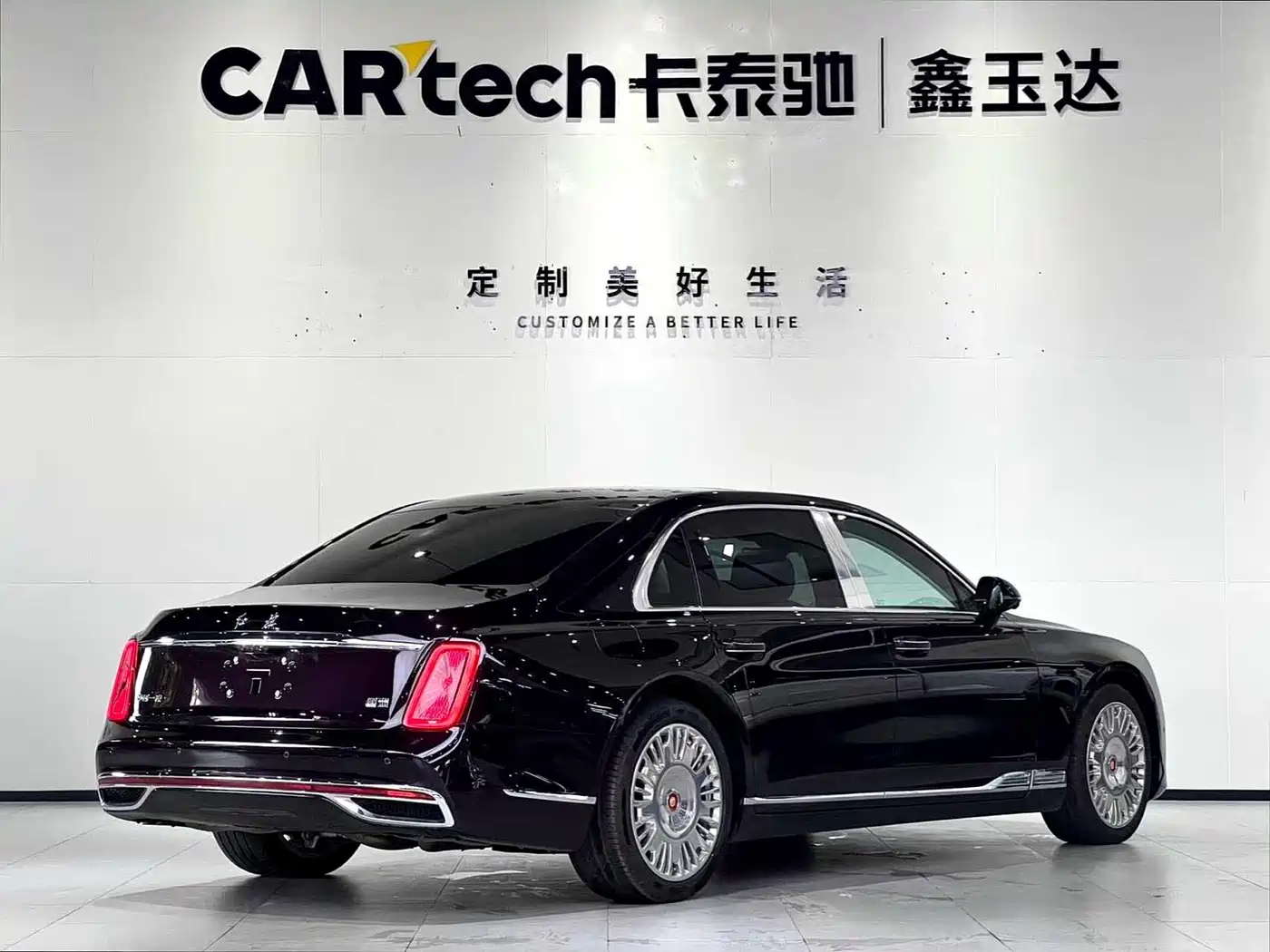 Hongqi Guoya 2024 4.0T V8 Version фото 4