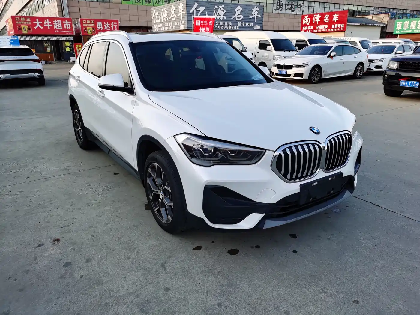 BMW X1 2020 sDrive25Li Leading Model фото 3