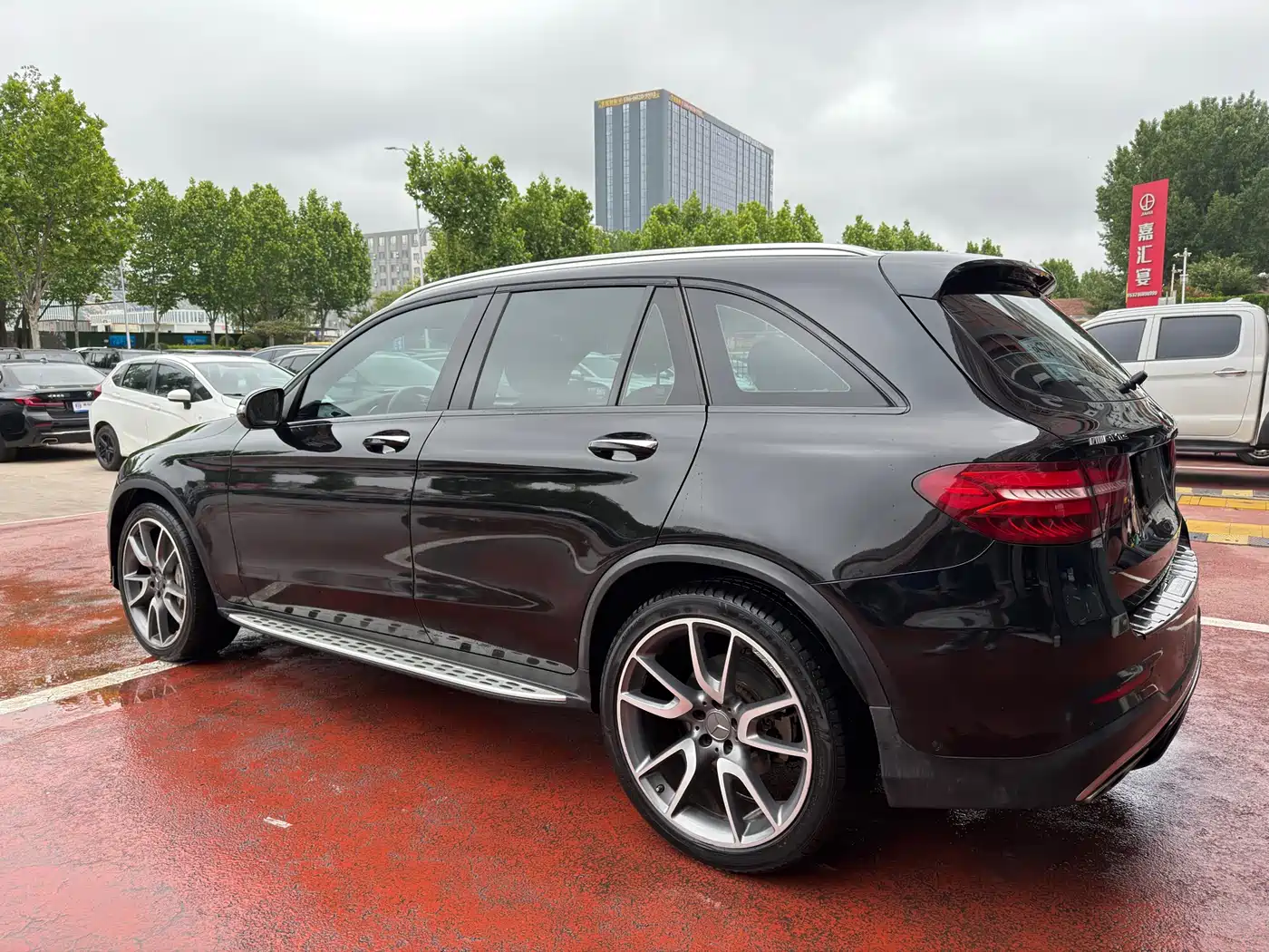 Mercedes-Benz GLC AMG 2017 AMG GLC 43 4MATIC фото 4