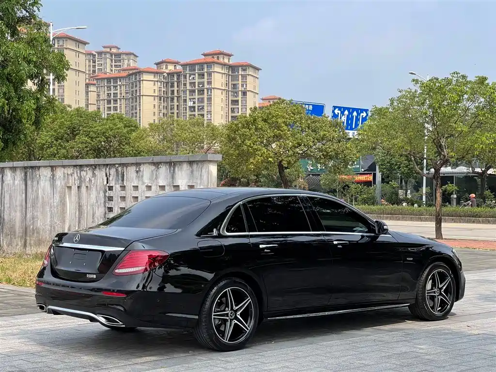 Mercedes-Benz E-Class 2020 Facelift E 300 L Sport Exclusive фото 7