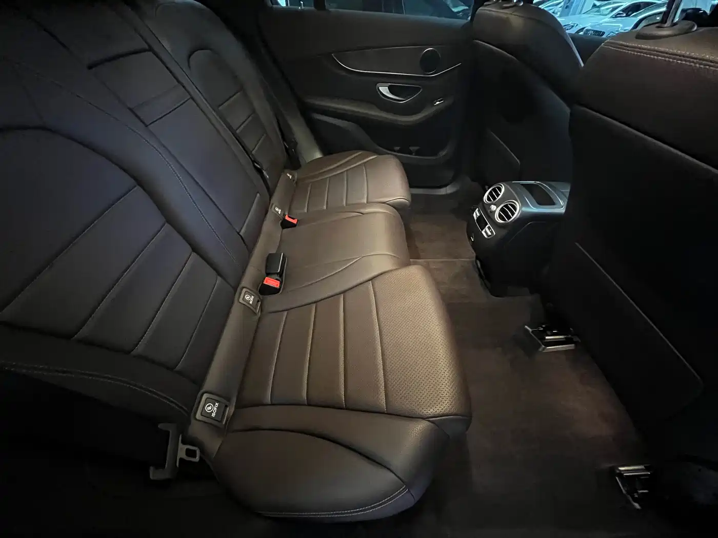 Mercedes-Benz GLC 2020 Facelift GLC 300 L 4MATIC Dynamic фото 11