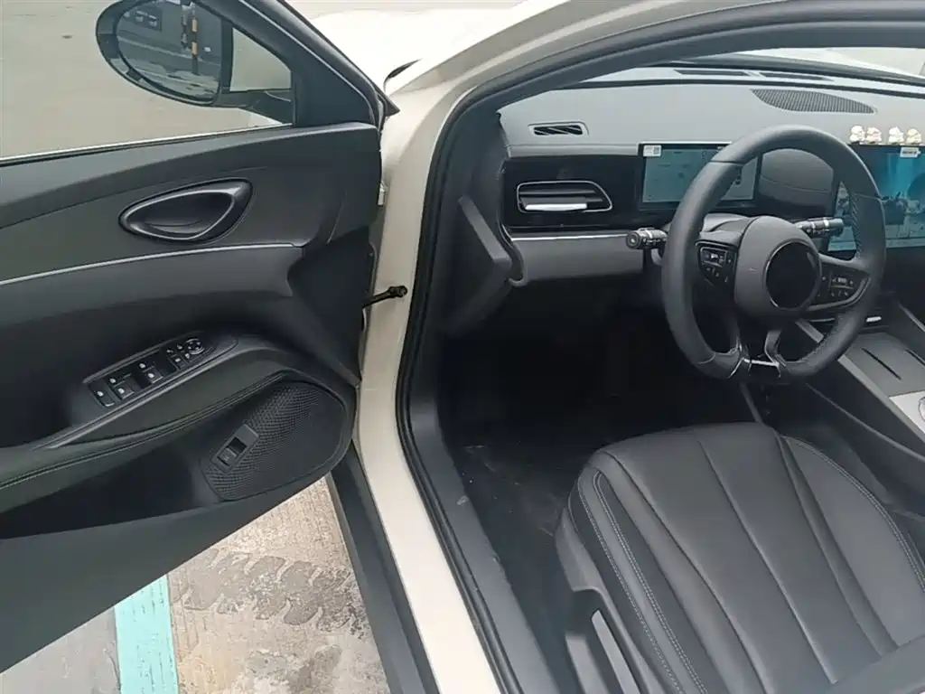 BYD Seal 06 New Energy 2025 DM-i Smart Drive 80KM Luxury фото 16