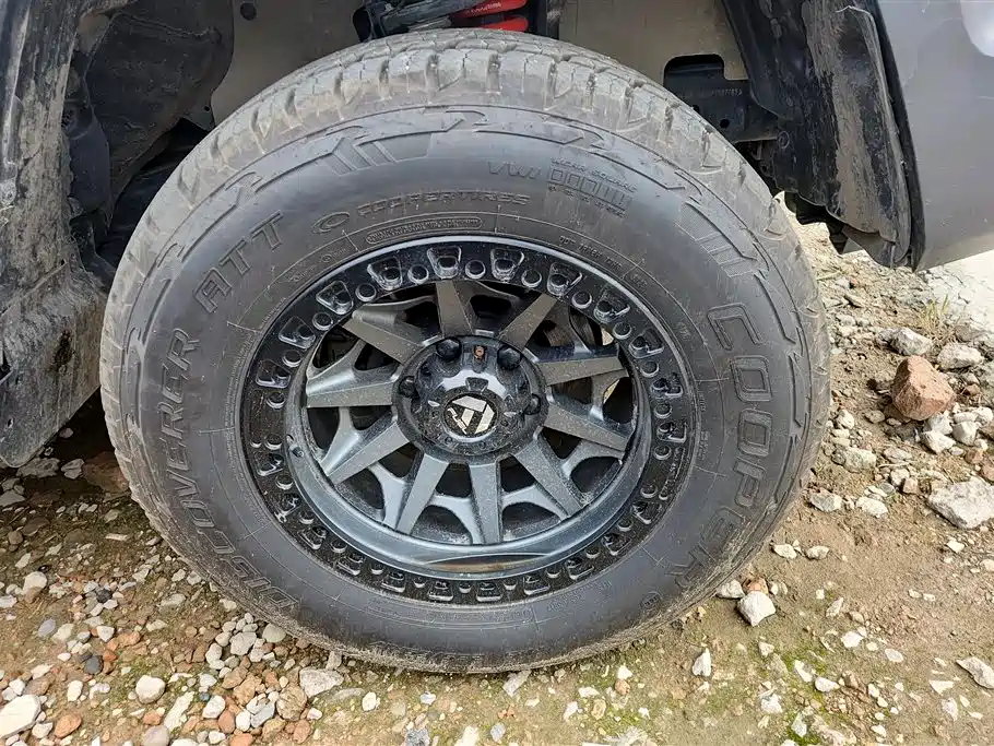 Tank 300 2023 Off-Road Edition 2.0T Challenger фото 6
