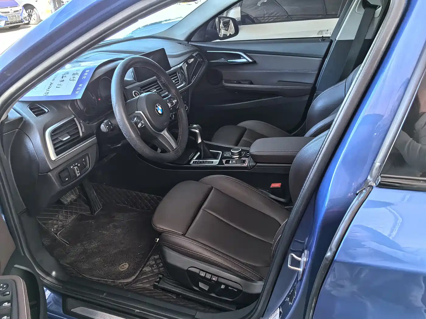 BMW 1 Series 2019 118i M Sport Package фото 7