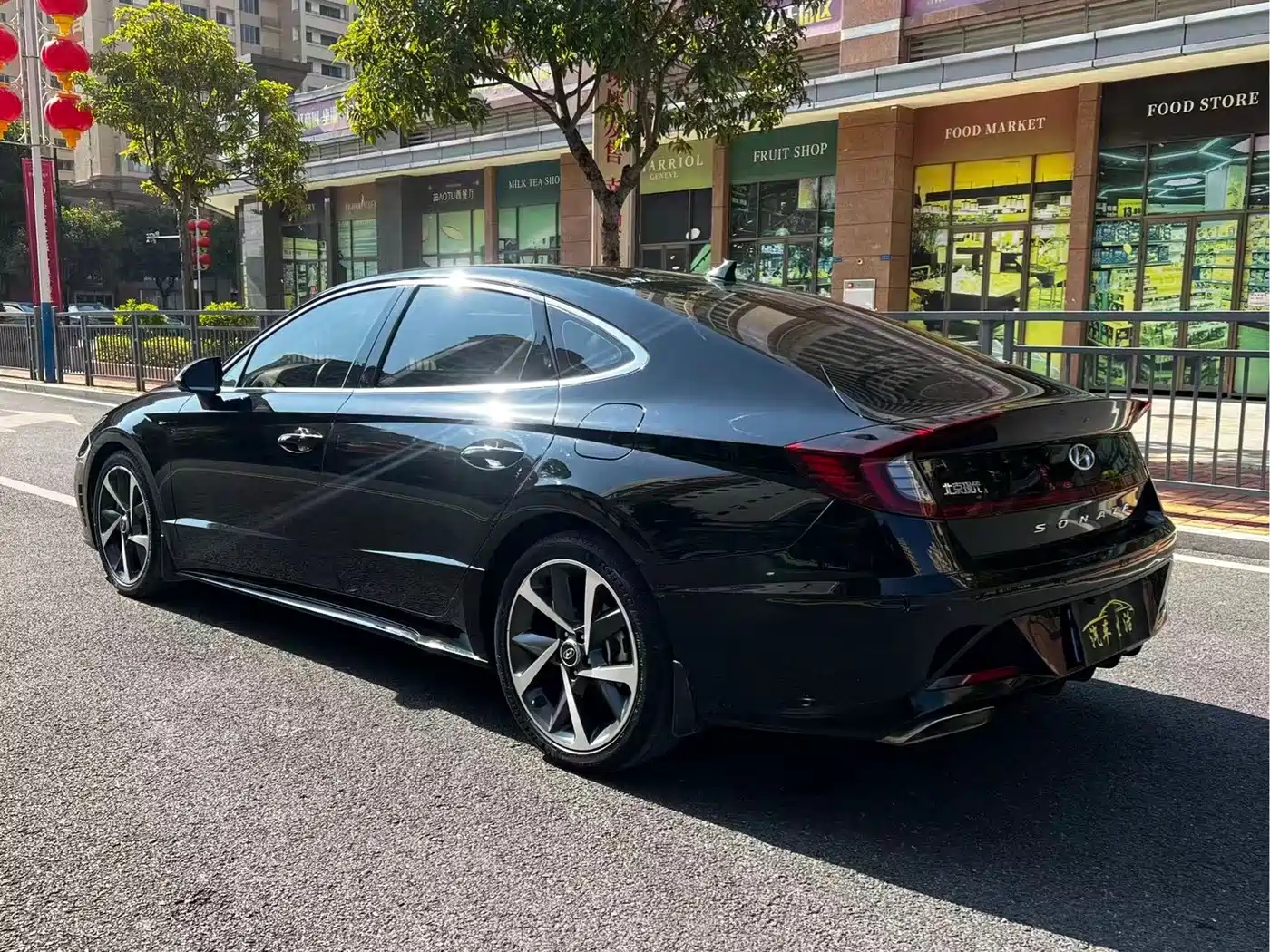 HYUNDAI SONATA