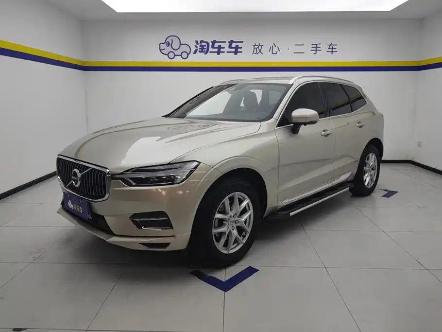Volvo XC60 2021 T5 AWD Momentum