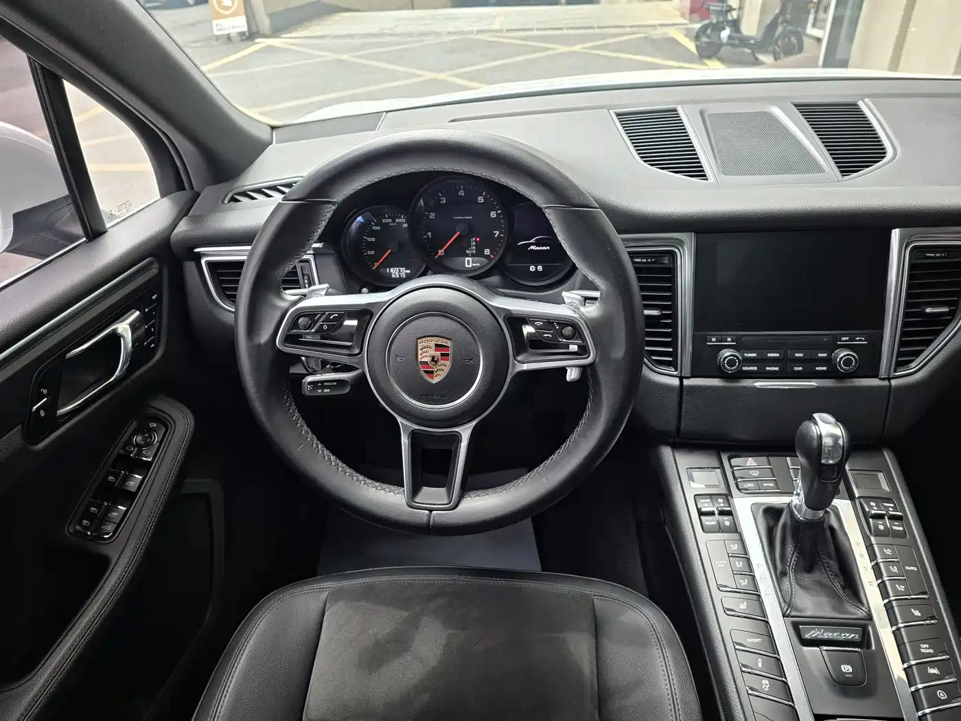 Porsche Macan 2017 Macan 2.0T фото 6