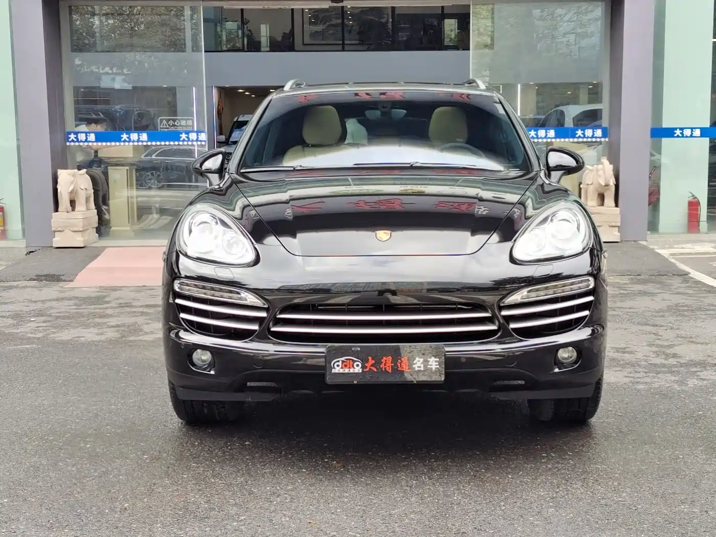 Porsche Cayenne 2014 Cayenne Platinum Edition 3.0T фото 2