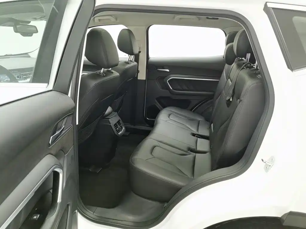Фото 15 - Haval H6