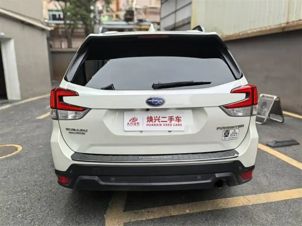 Subaru Forester 2020 2.0i Luxury Edition фото 7
