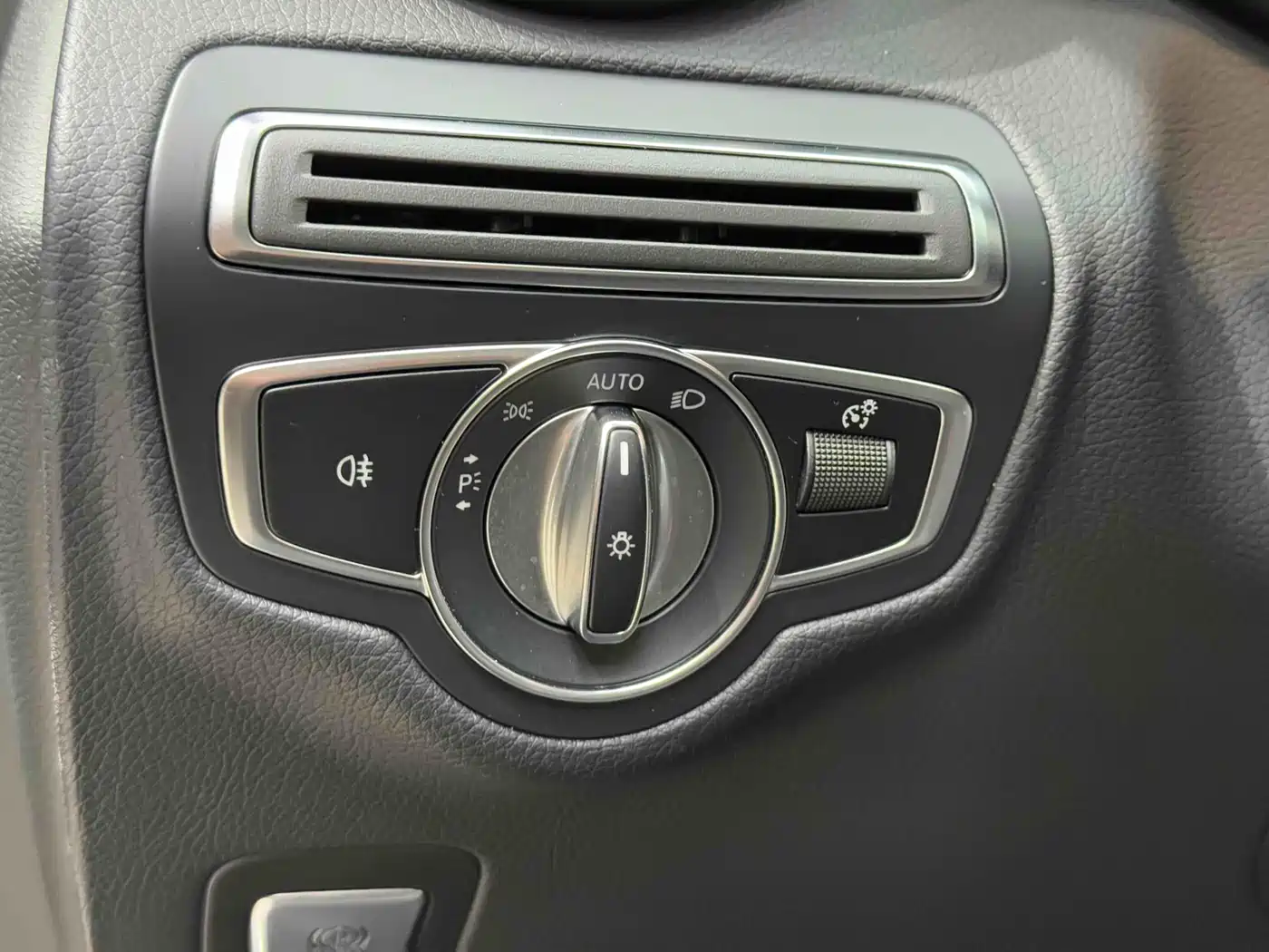 Mercedes-Benz GLC 2020 GLC 300 L 4MATIC Luxury фото 37