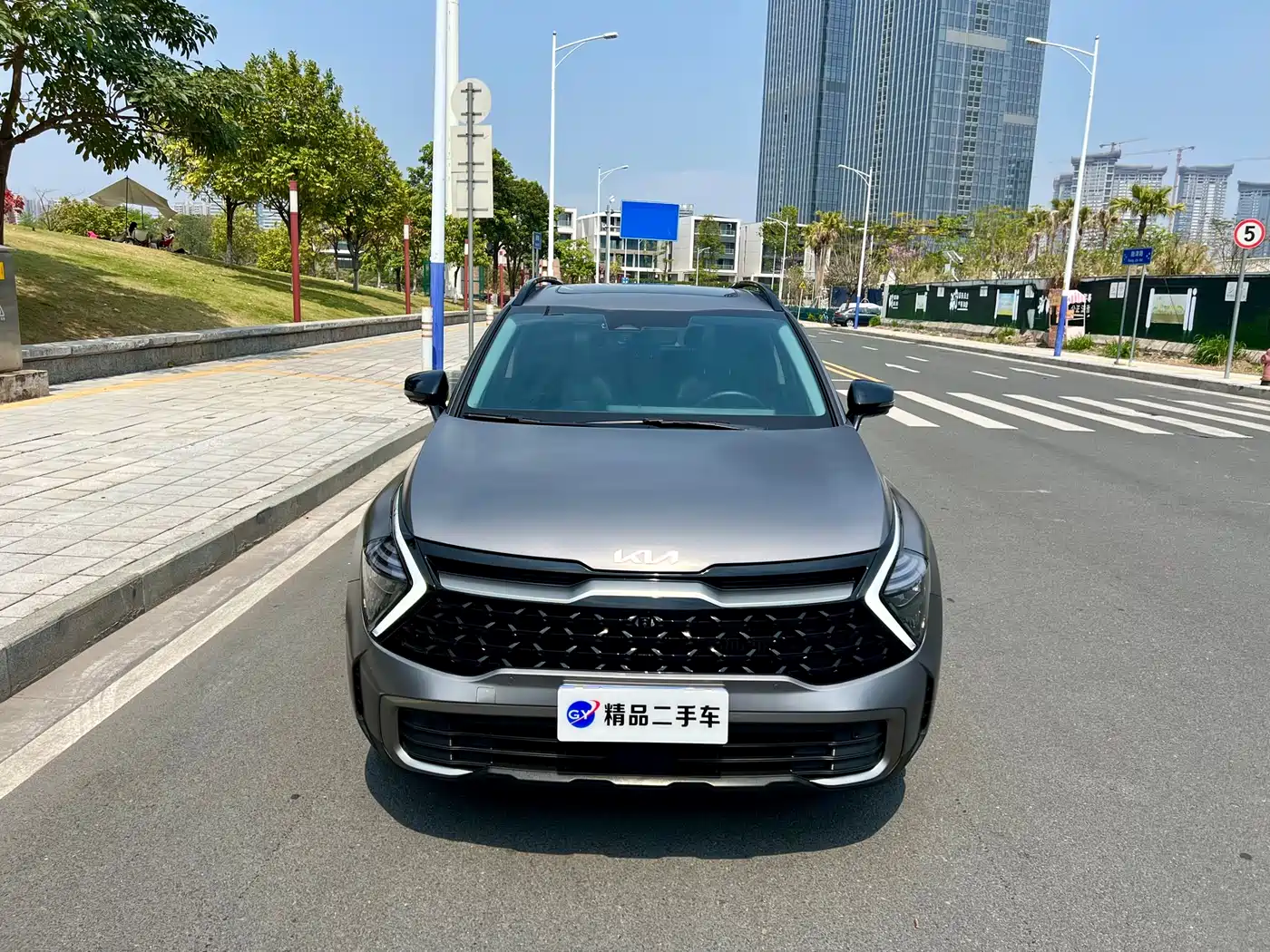 Kia Sportage 2023 2.0T 2WD Flagship Edition фото 2