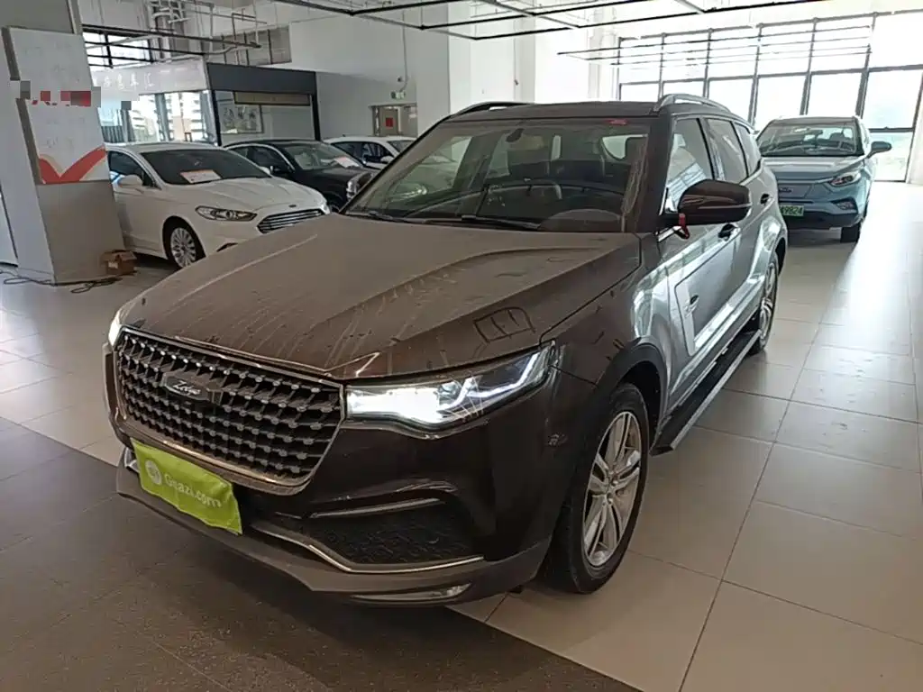 Фото 2 - Zotye T700
