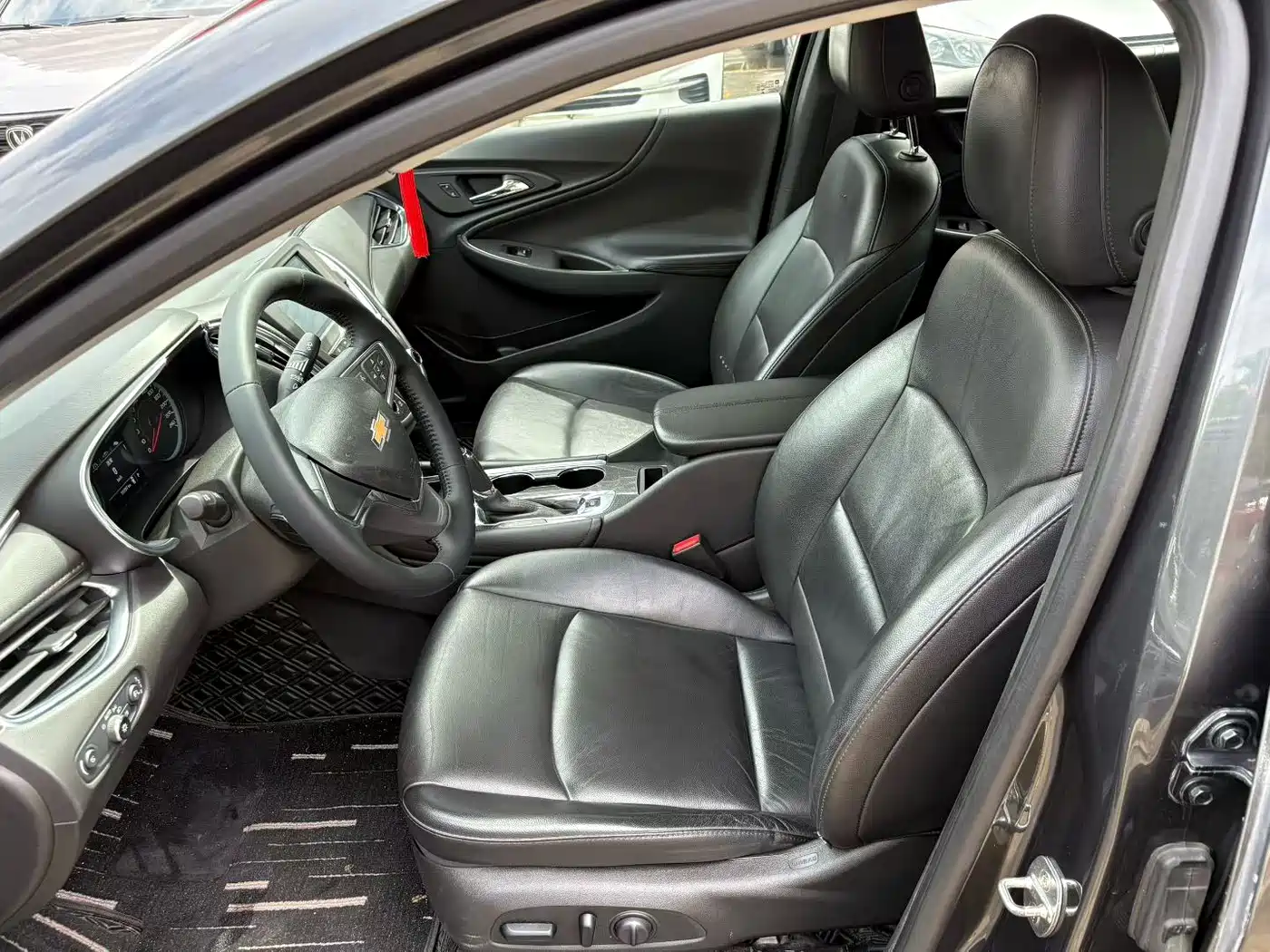 Chevrolet Malibu XL 2018 530T Auto RuiChi Edition фото 4