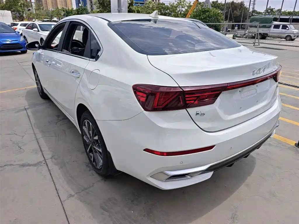 Kia K3 2021 Facelift 1.5L CVT Fashion Edition фото 5