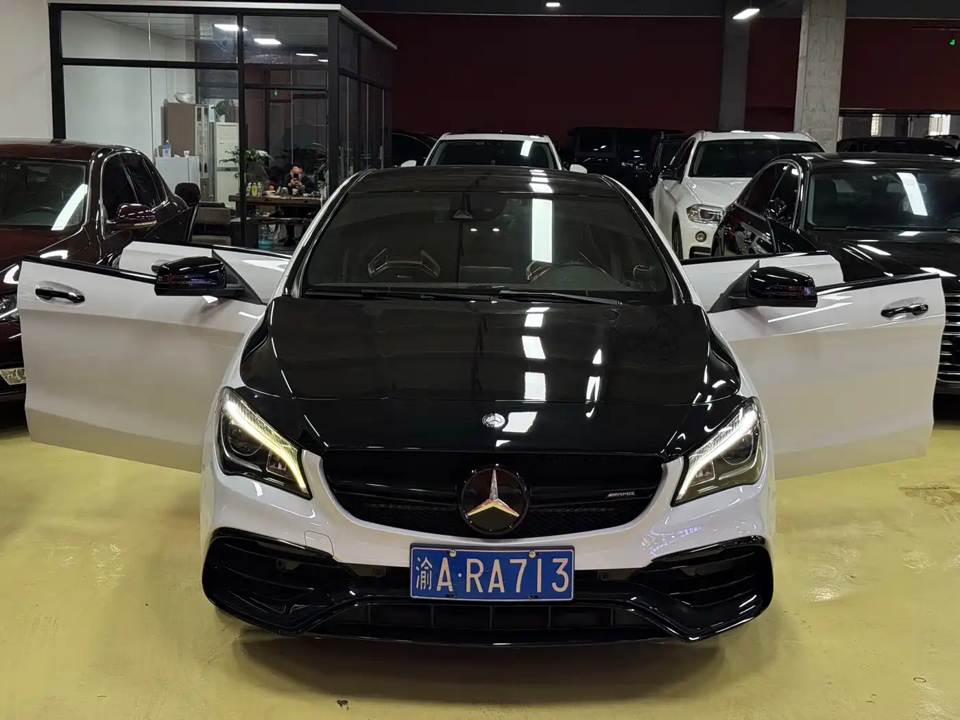 Mercedes-Benz CLA AMG 2017 Facelift AMG CLA 45 4MATIC фото 17
