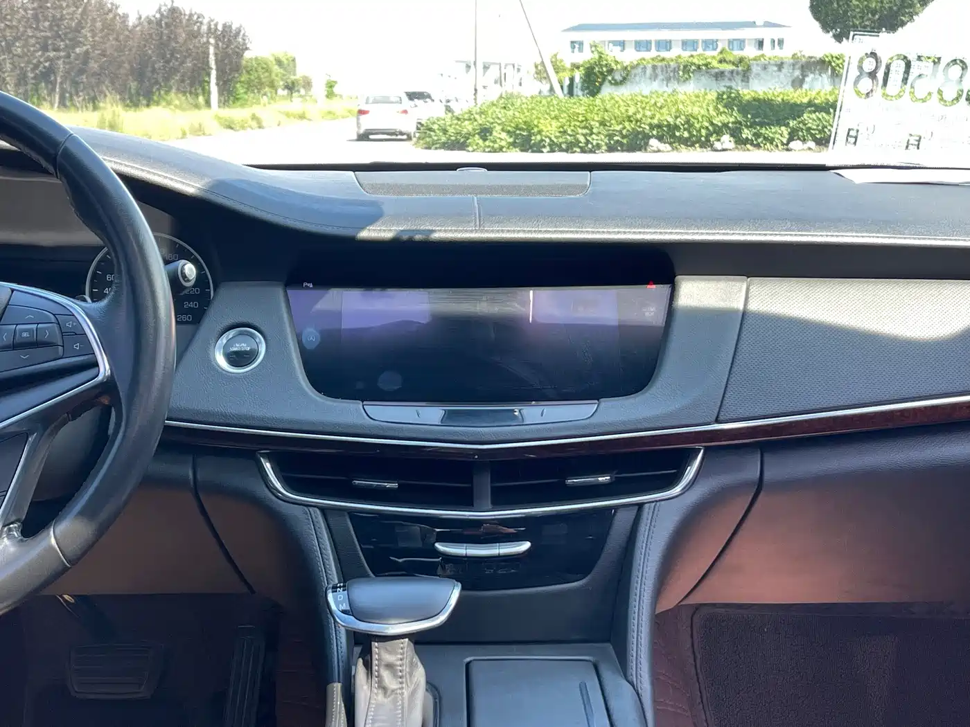 Photo 13 - Cadillac CT6