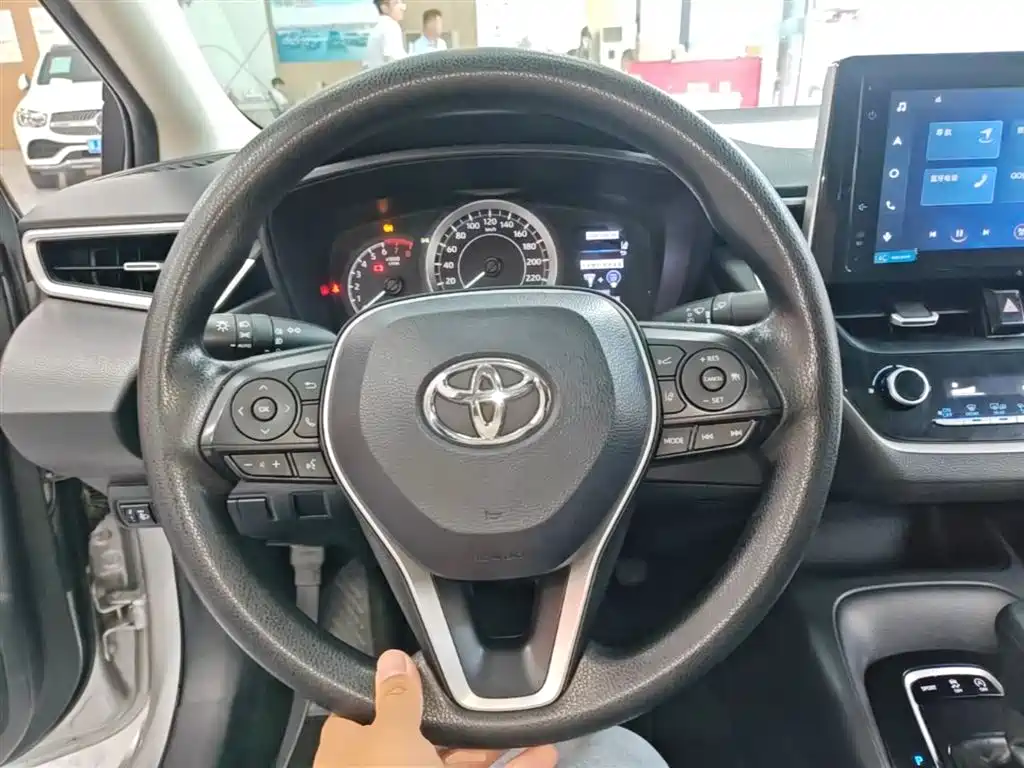 Toyota Corolla 2021 1.2T S-CVT Elite PLUS Edition фото 11