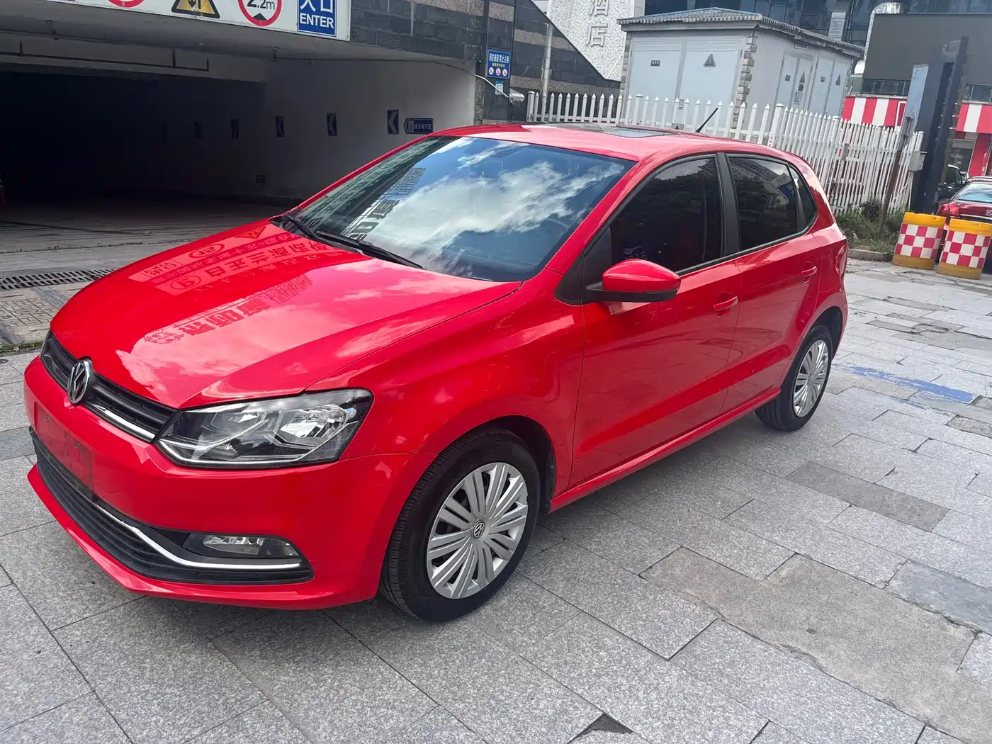 Volkswagen Polo 2016 1.6L Automatic Comfort
