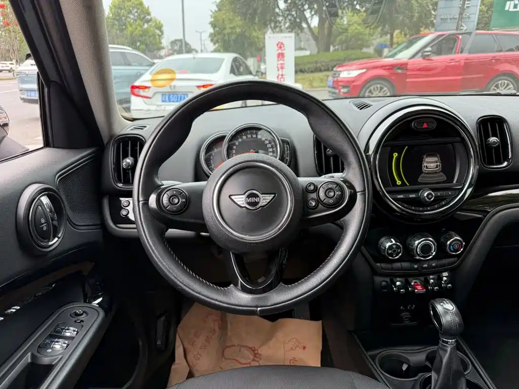 Photo 14 - MINI COUNTRYMAN