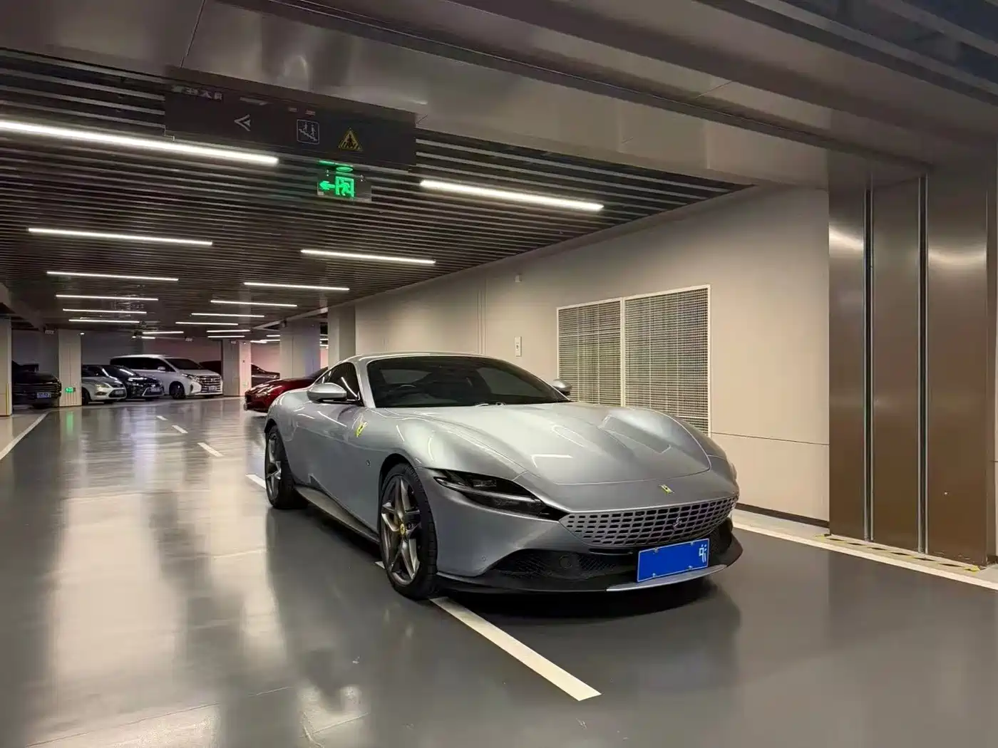 Ferrari Roma 2024 2020 3.9T V8