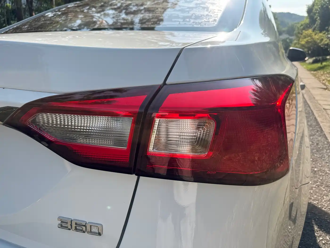 Roewe 360 2017 2017 1.5L Auto Luxury Edition