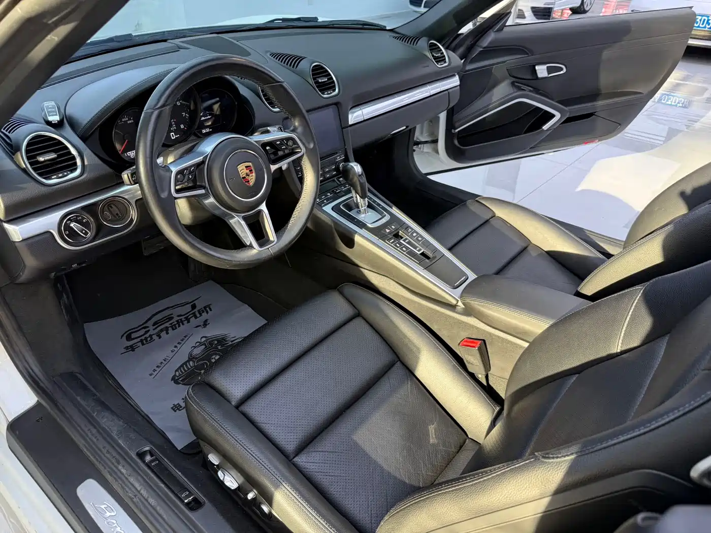 Porsche 718 2018 Boxster 2.0T фото 10