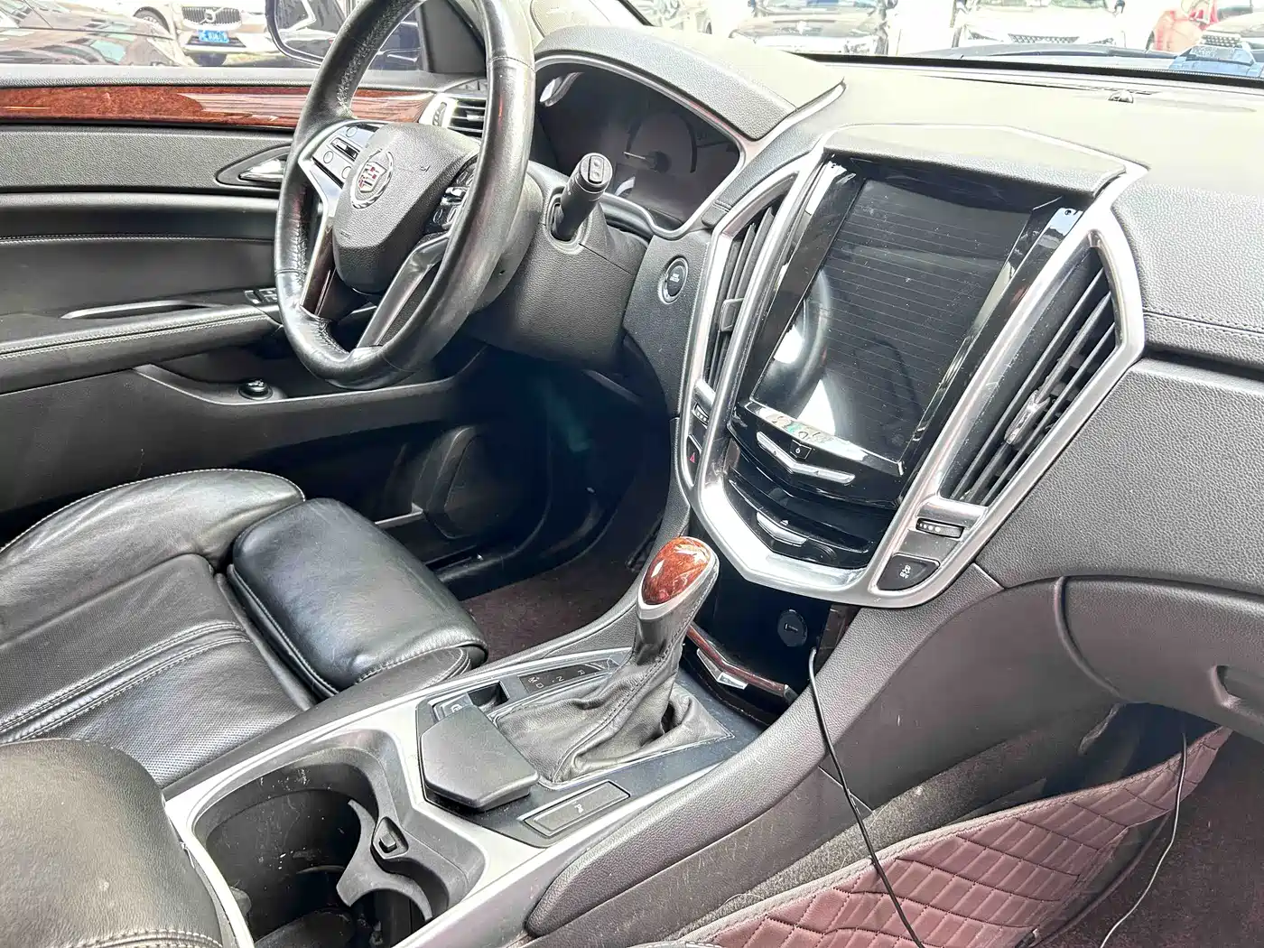 Cadillac SRX 2015 3.0L Elite фото 11