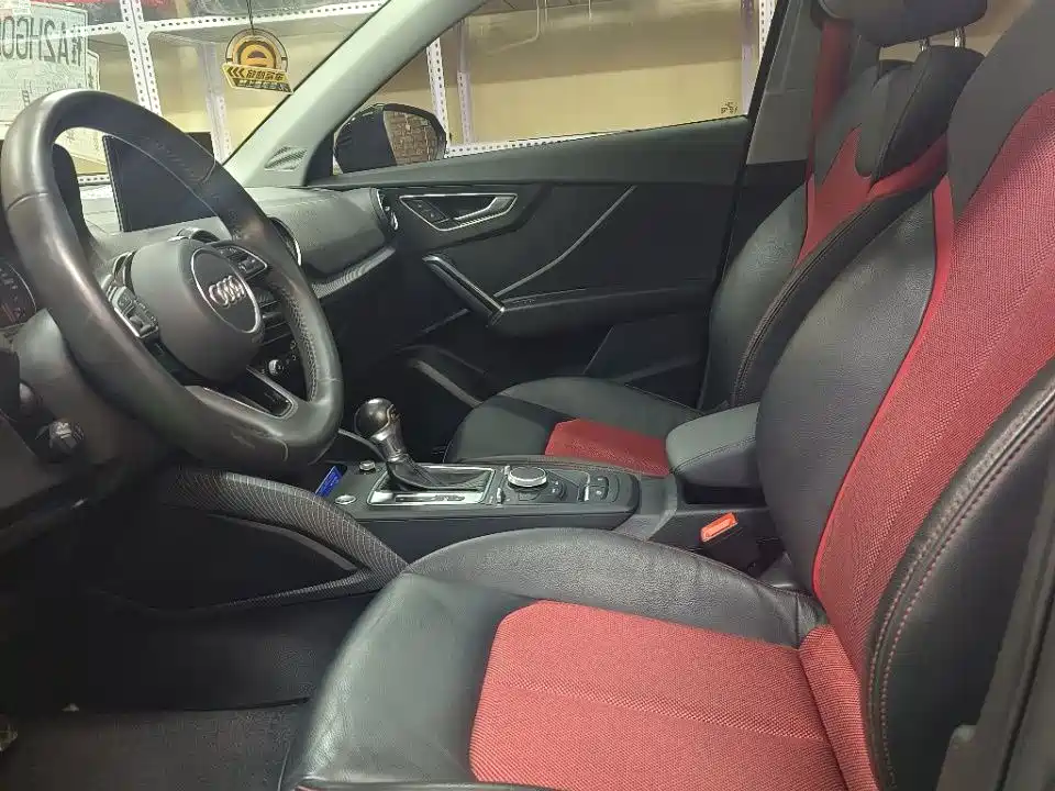 Audi Q2L 2021 Model 35 TFSI Fashion Dynamic фото 7