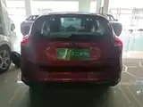 Фото 6 - Ford Focus