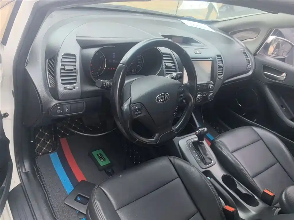 Kia K3 2013 1.6L Automatic GLS фото 10